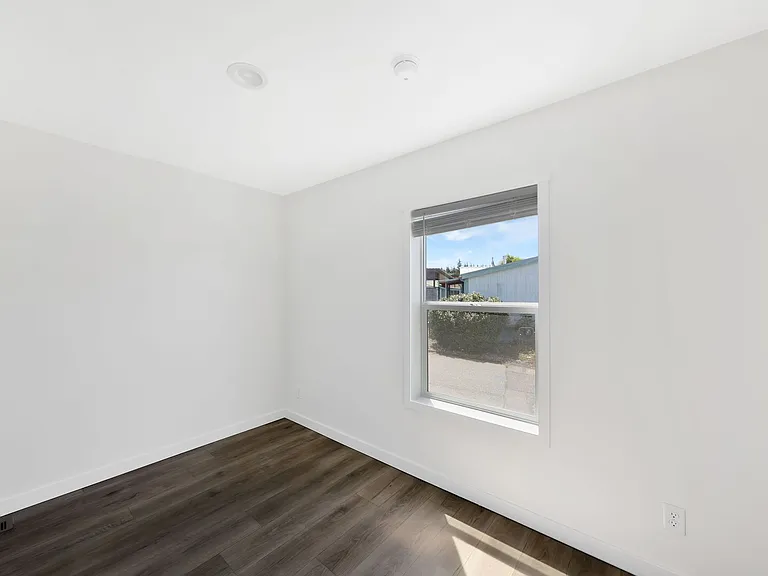 Wagon Wheel Mobile Home Park - 2920 Heller Rd — Photo 12