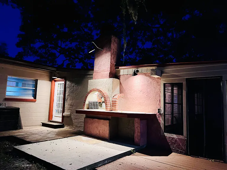 610 Ventura Ave — Photo 43
