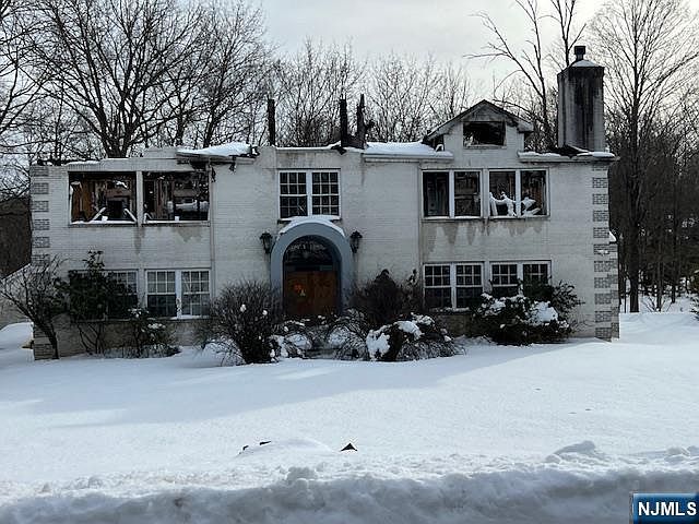 1st image of 18 Lake Rd