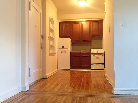 Rented by Zuz Realty | media 3