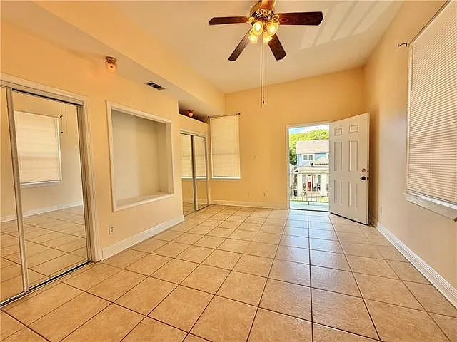 322 S Pierce St — Photo 30