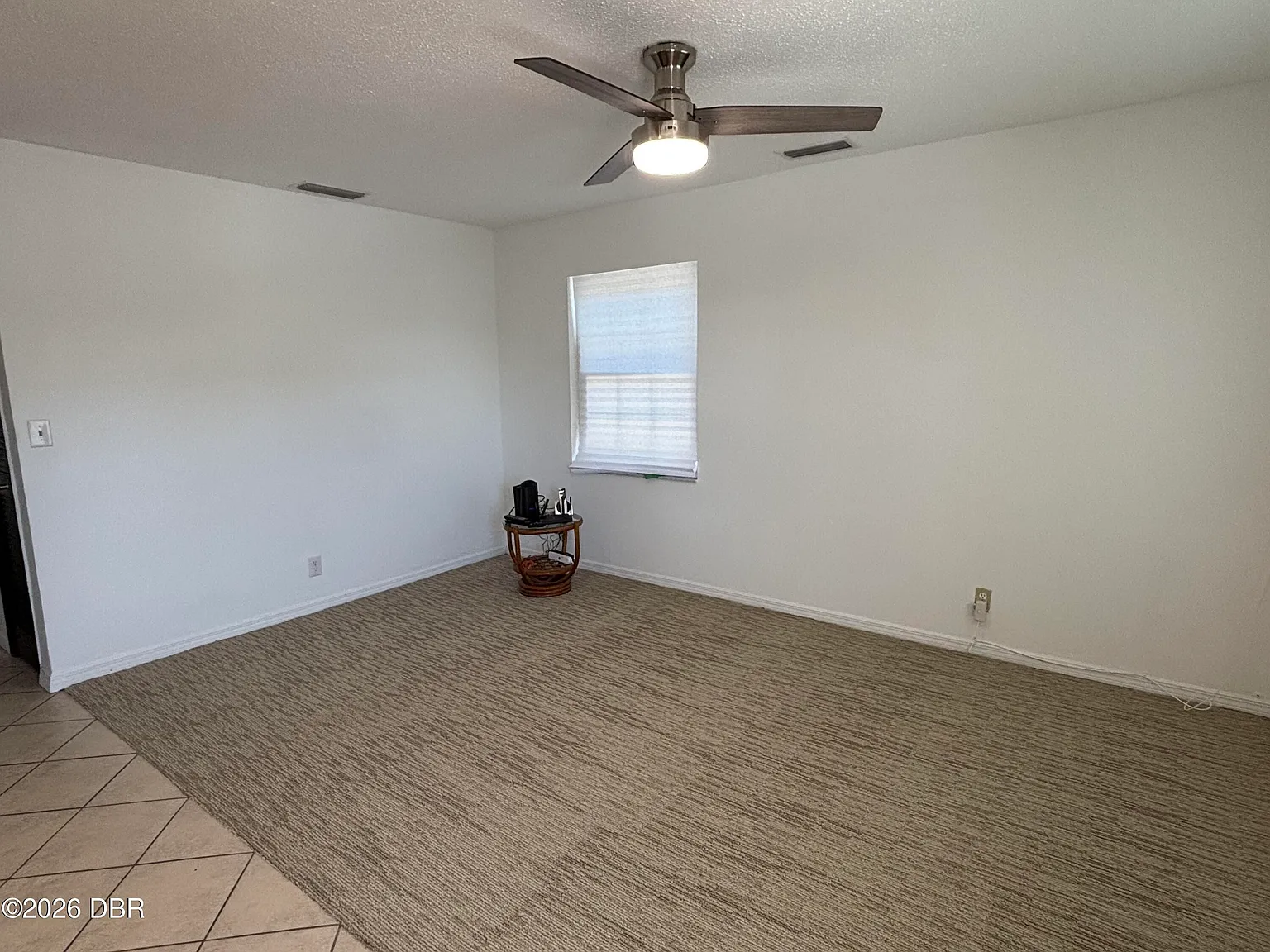 3 bed, 1.0 bath, 1100 sqft, $3,000 — Photo 3
