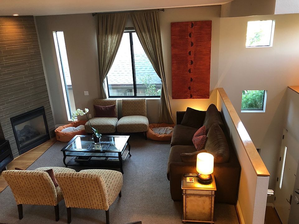1st image of 522 Arbor Dr