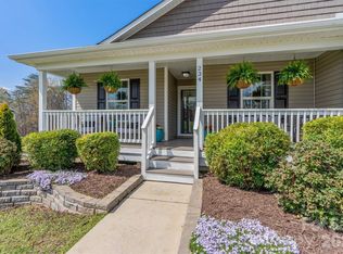 234 Planters Row Rd, Iron Station, NC