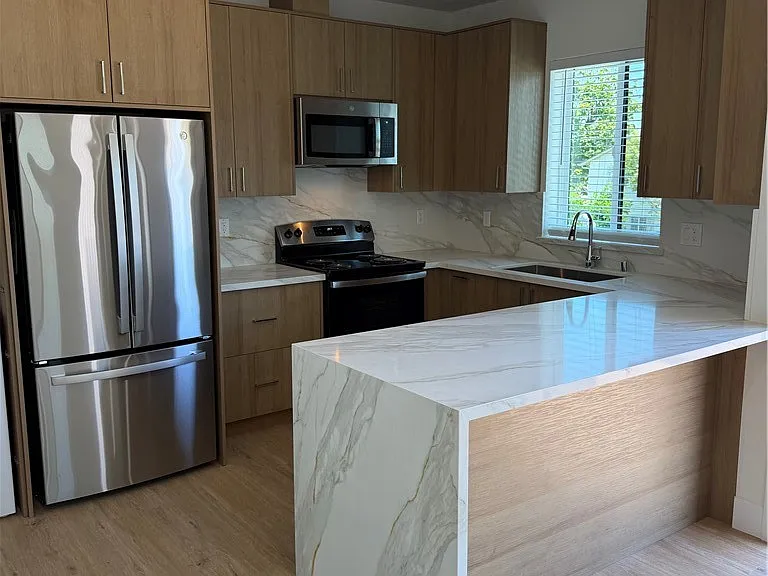 8823 Delco Ave — Photo 5