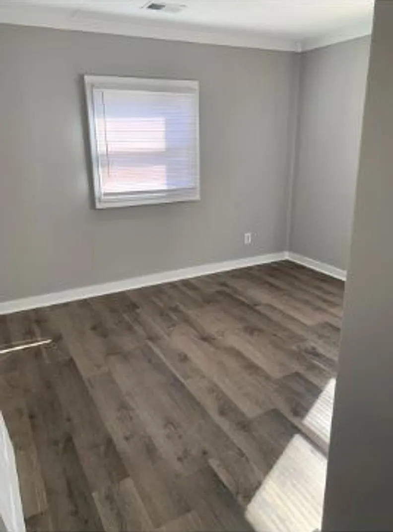 1038 Marcellus Dr | 2BR/1BA Lexington Home — Photo 3