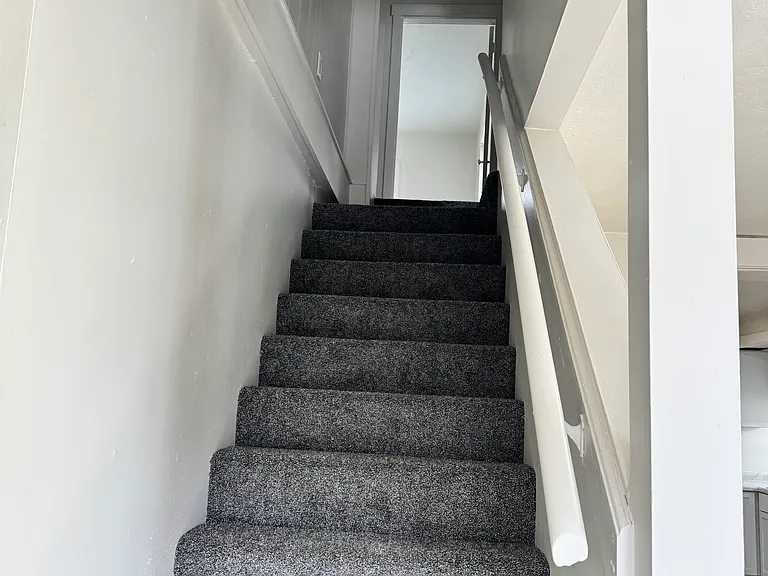 301 N 1st St #303 — Photo 11