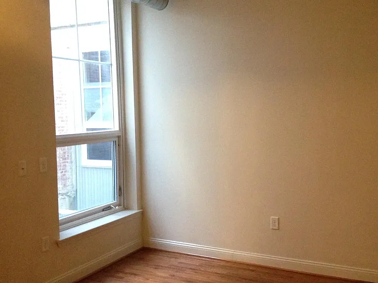 311 W Baltimore St #5 — Photo 35