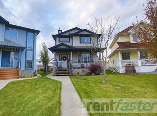 8 Craigen Ct, Leduc, AB T9E 8C8