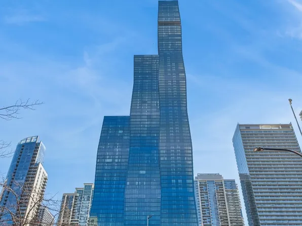 363 E Wacker Dr Unit 3203, Chicago, IL 60601