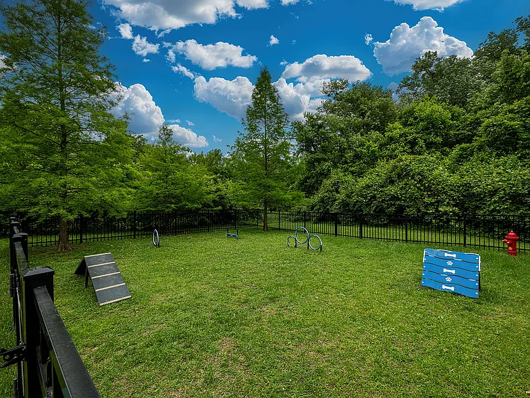 Pet Friendly Apartments with Off Leash Bark Park