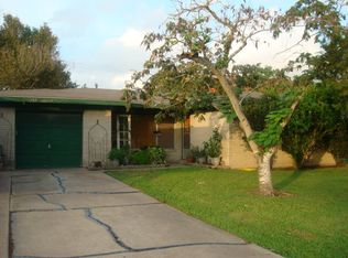 308 Travis St, Port Lavaca, TX 77979