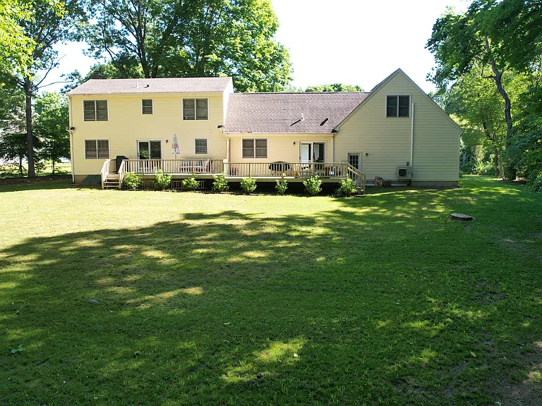 5 Stephens Ct — Photo 3