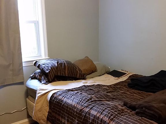 5th image of 10002 Montauk Ave