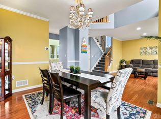 73 Violet Ct, Monroe Township, NJ 08831