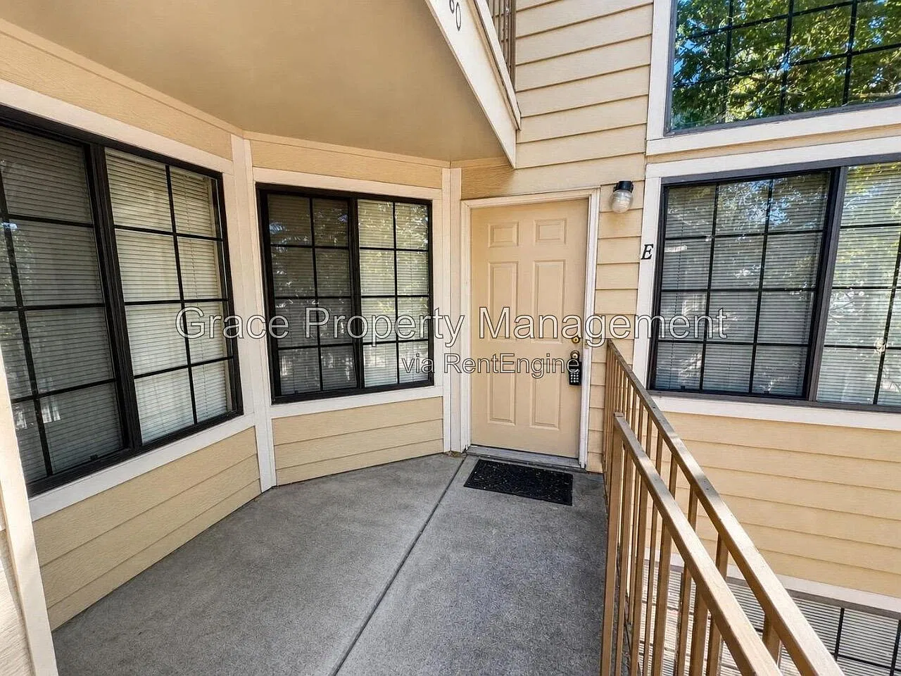 2 bed, 2.0 bath, 1028 sqft, $1,945 — Photo 2