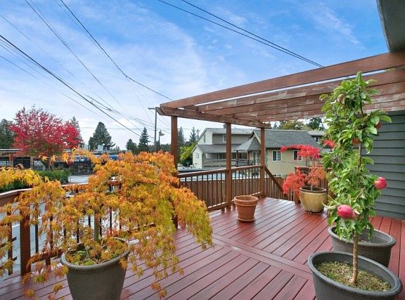 5th image of 4406 SW Wildwood Pl