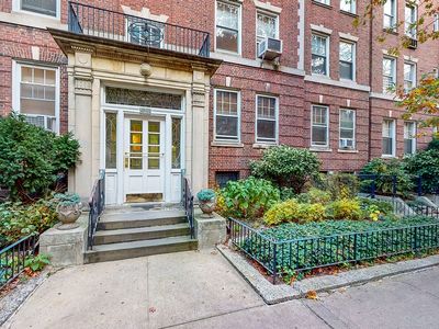 35-27 76th St #51, Queens, NY, 11372