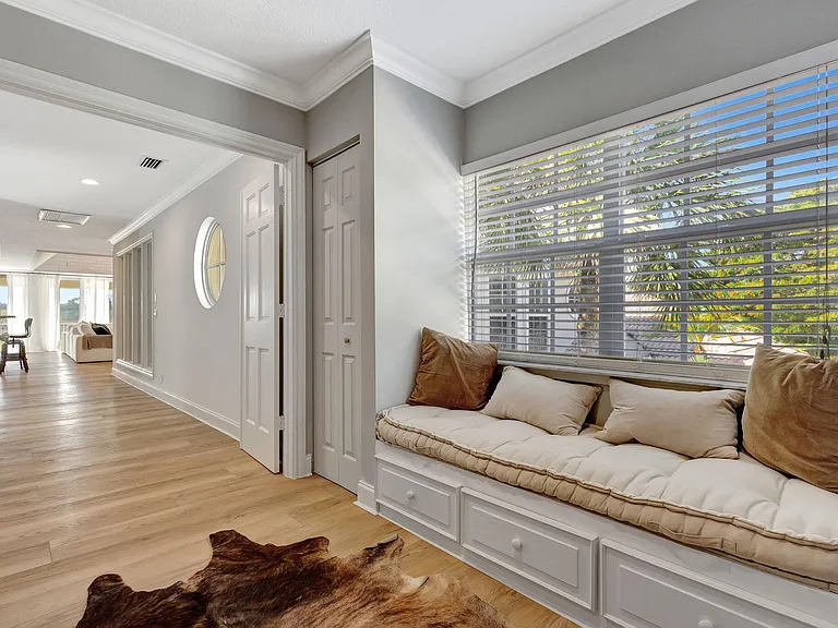 11839 Pebblewood Dr — Photo 40
