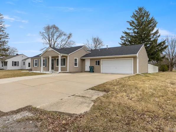 8810 Brookline Ave, Plymouth, MI 48170