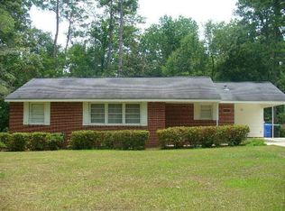 1109 Greenway Dr, Dublin, GA 31021