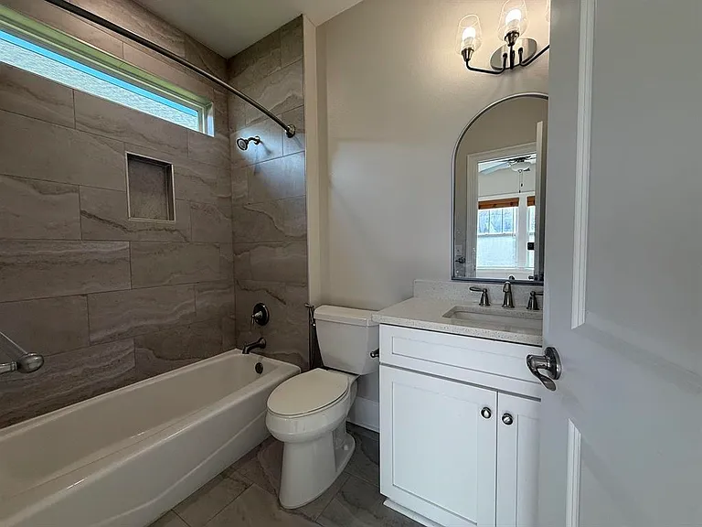 855 Avery Park Dr — Photo 12