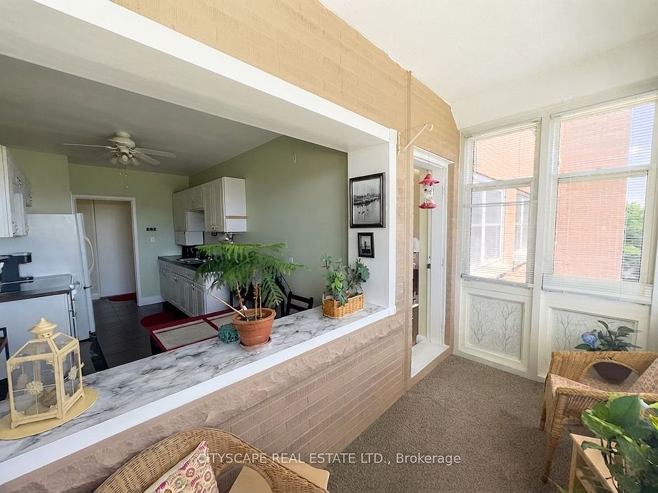 1st image of 824 Brant St #25