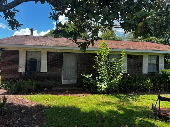 155 Terrell Rd, Douglas, GA 31535