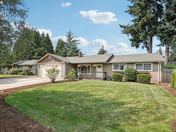 2nd image of 14824 NE 81st St