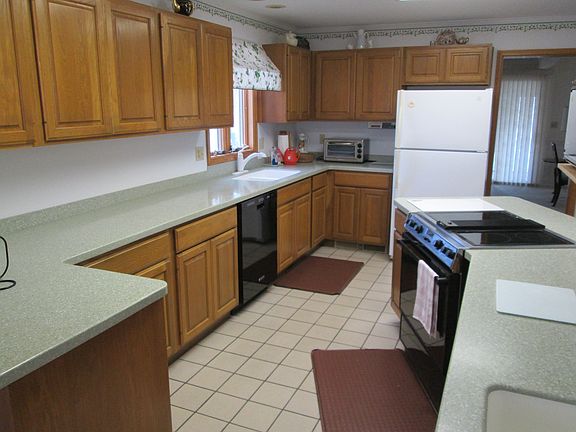 4th image of 6 West Indian Street