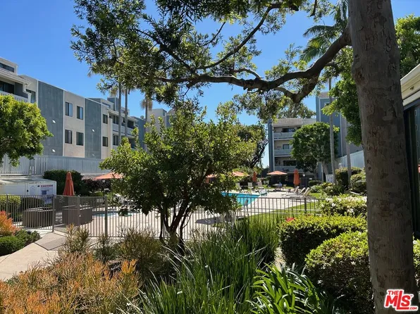 8162 Manitoba St Unit 111, Playa Del Rey, CA 90293