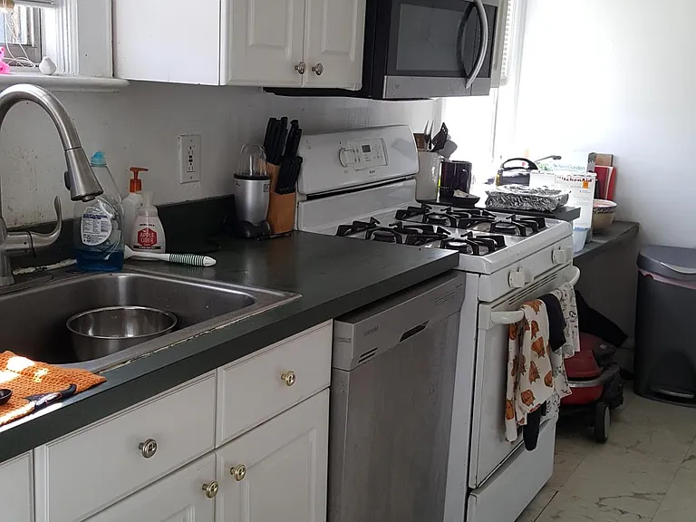 73 Spruce St — Photo 15