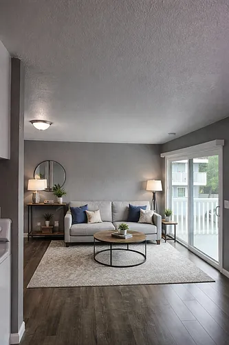 2131 Sacramento St #4 Photo 1