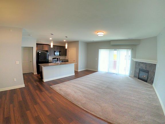 4th image of 1585 McCleary Ln