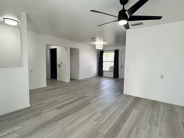 3001 Albin Ln — Photo 5