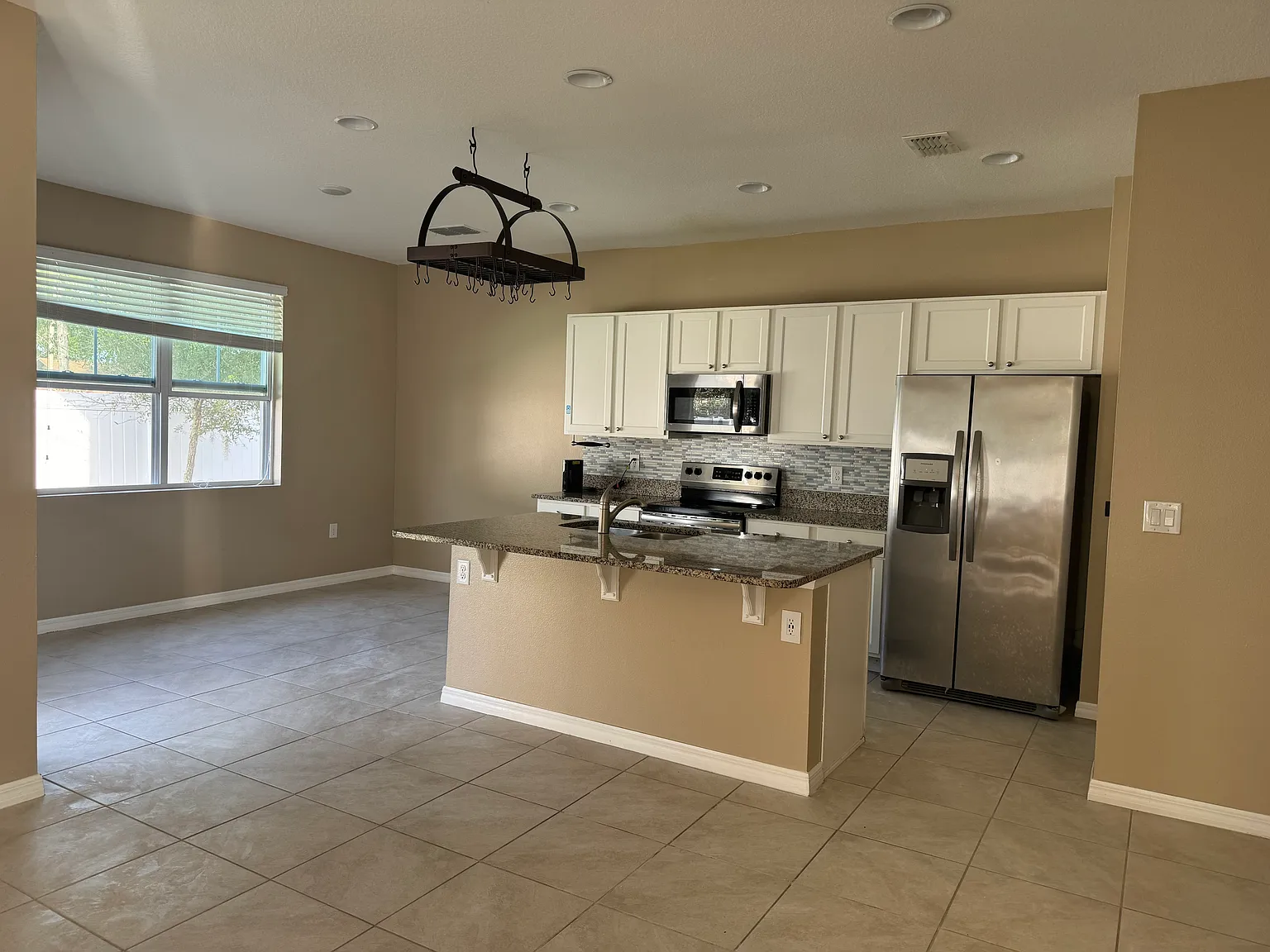 1627 Pham Dr — Photo 3