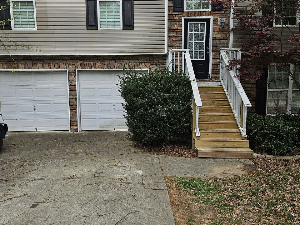 1st image of 209 Arbor Creek Dr