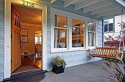 5th image of 2710 11th Ave E
