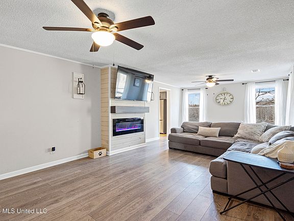 3rd image of 2641 Arkabutla Dam Rd