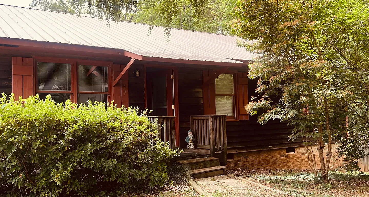 3 bed, 1120 sqft, $2,100 — Photo 1