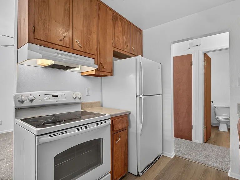 6810 W Mexico Dr — Photo 3