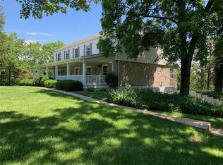 390 Old Highway 100, Villa Ridge, MO 63089