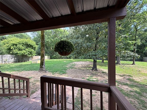 4th image of 5561 Asbury Ln