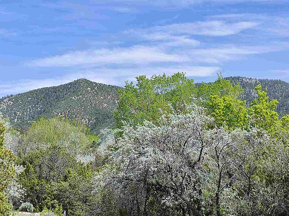 2nd image of 570 Camino Montebello