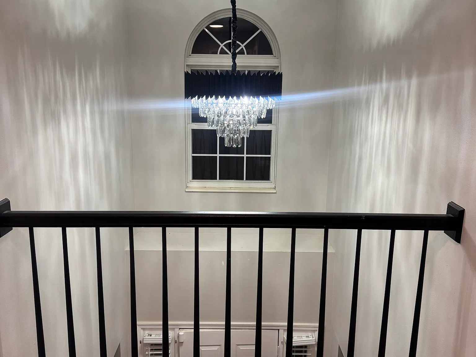 4 bed, 3.5 bath, 2300 sqft, $2,975 — Photo 4
