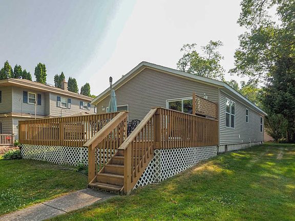 4th image of 9440 E Shore Dr