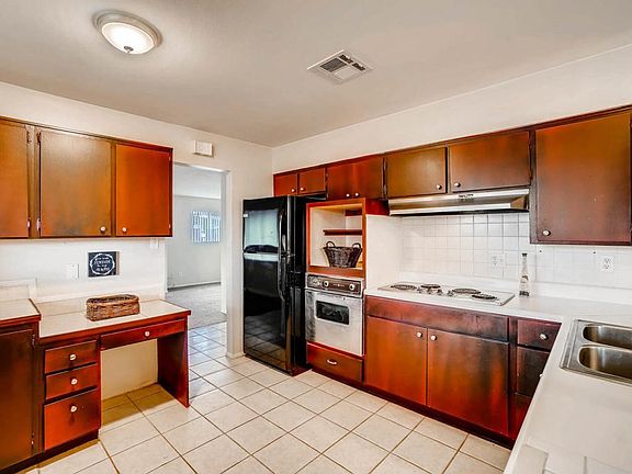 1613 W Carol Ave Mesa AZ 85202-large-005