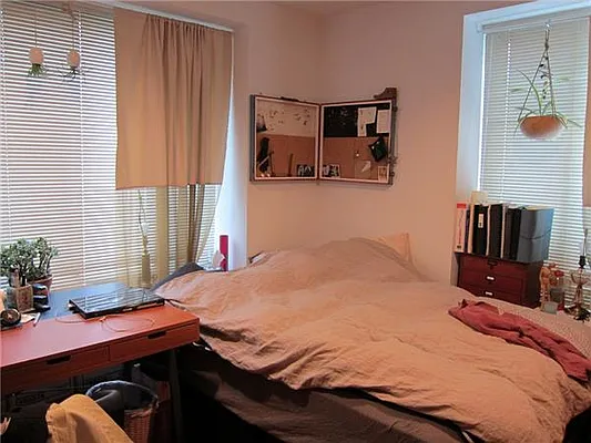 Rented by Kian Realty | media 43