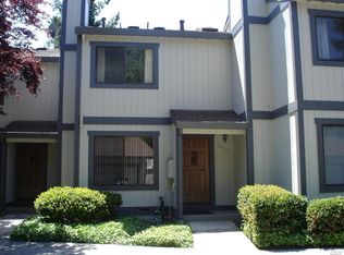 2984 Sunridge Dr, Santa Rosa, CA 95409