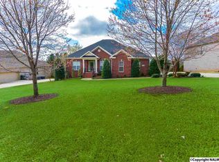 292 Douglass Rd NW, Huntsville, AL 35806